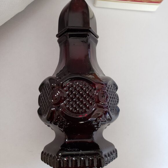 Vintage Avon Cape Cod Collection Salt Shaker 1978 Charisma Scent Ruby Glass - Picture 7 of 11